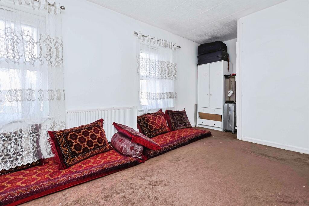 House in Birmingham, Buckland End - View 4