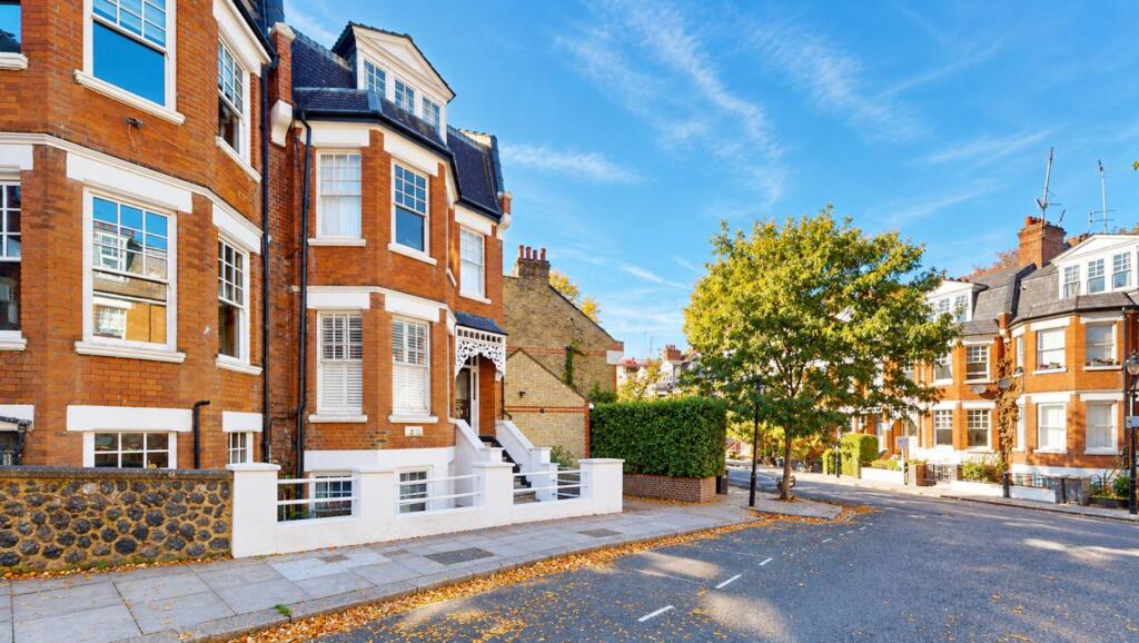 Apartment in London - View 3