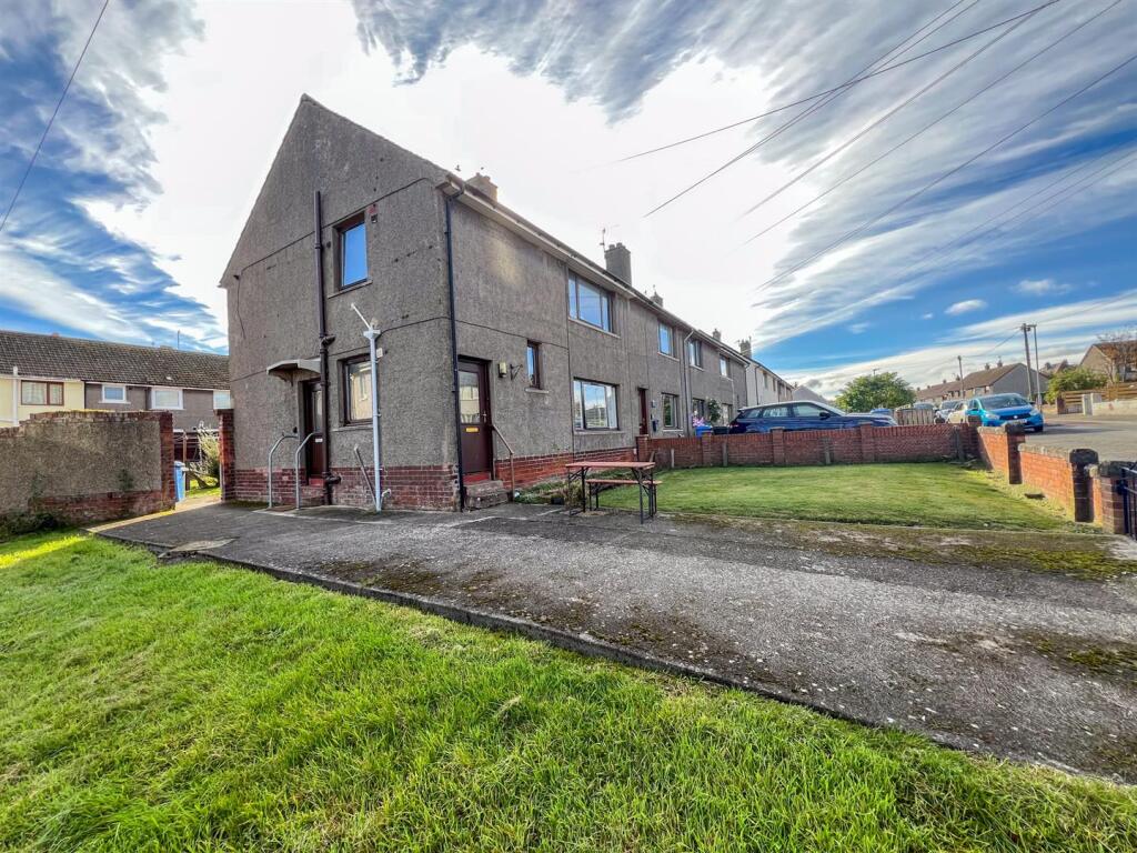 1-bed flat on West Field Road, Berwick-Upon-Tweed, £84,500