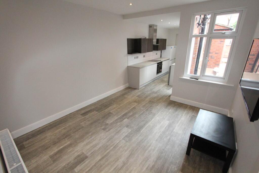 House in Leicester - More