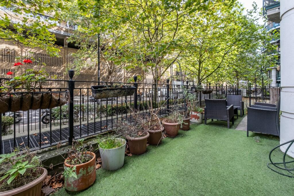 Apartment in London, Royal Borough of Kensington and Chelsea - View 4