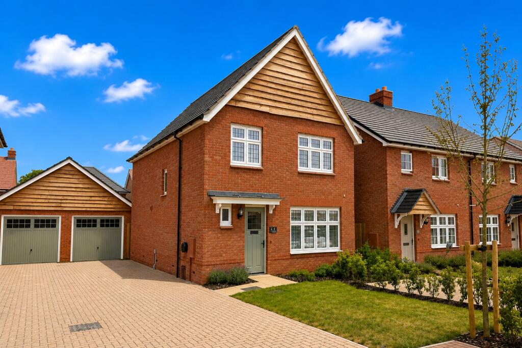 Main image of property: Haddenham, Buckinghamshire, HP17