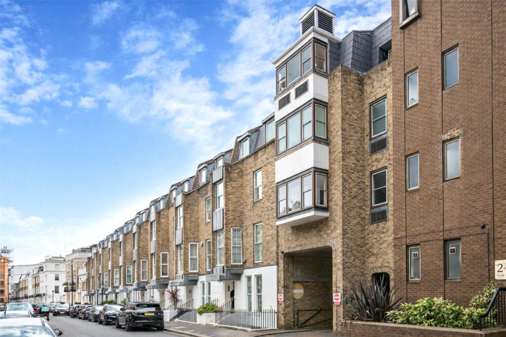 Main image of property: South Lodge, Knightsbridge, SW7