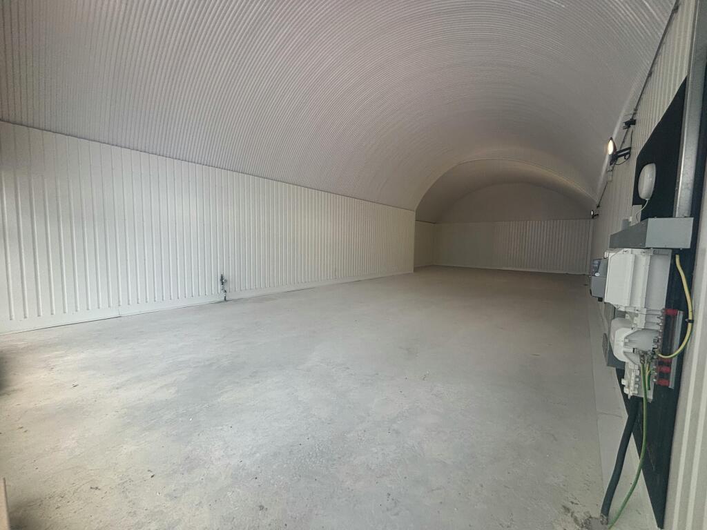 inside shot 1.jpg