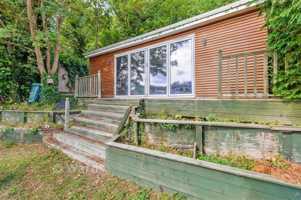 House in Chatham, Walderslade - View 2