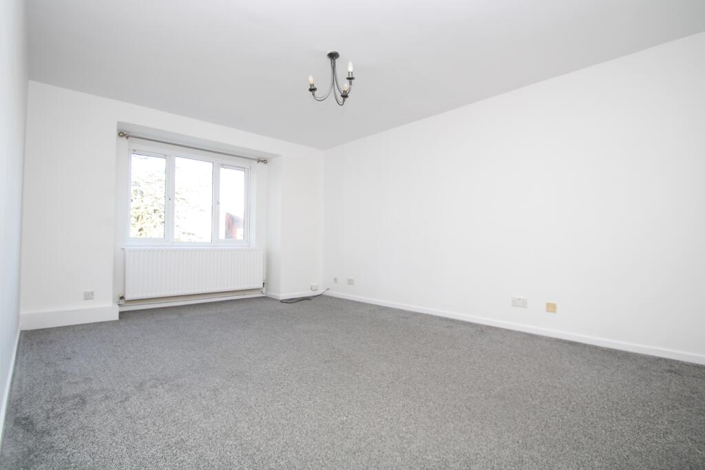 Main image of property: Ashburton Road, Croydon CR0