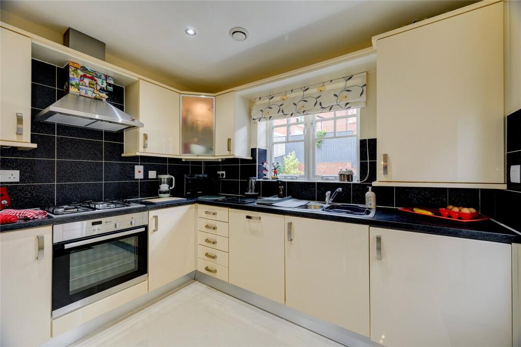 House in Telford - View 4