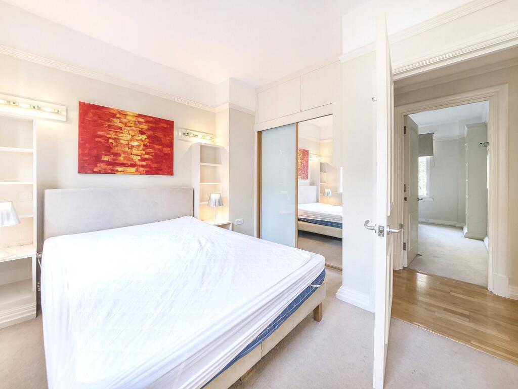 Apartment in London - View 4