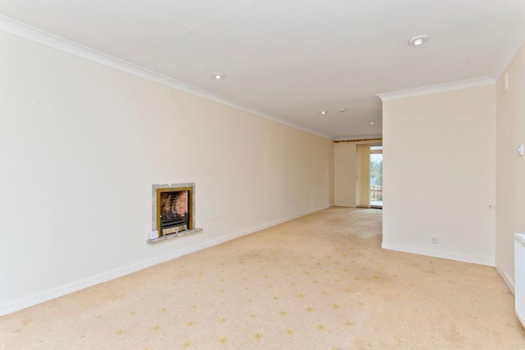 House in Perth - View 4