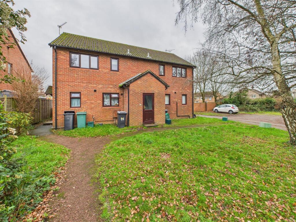 Main image of property: Derrick Close, Reading