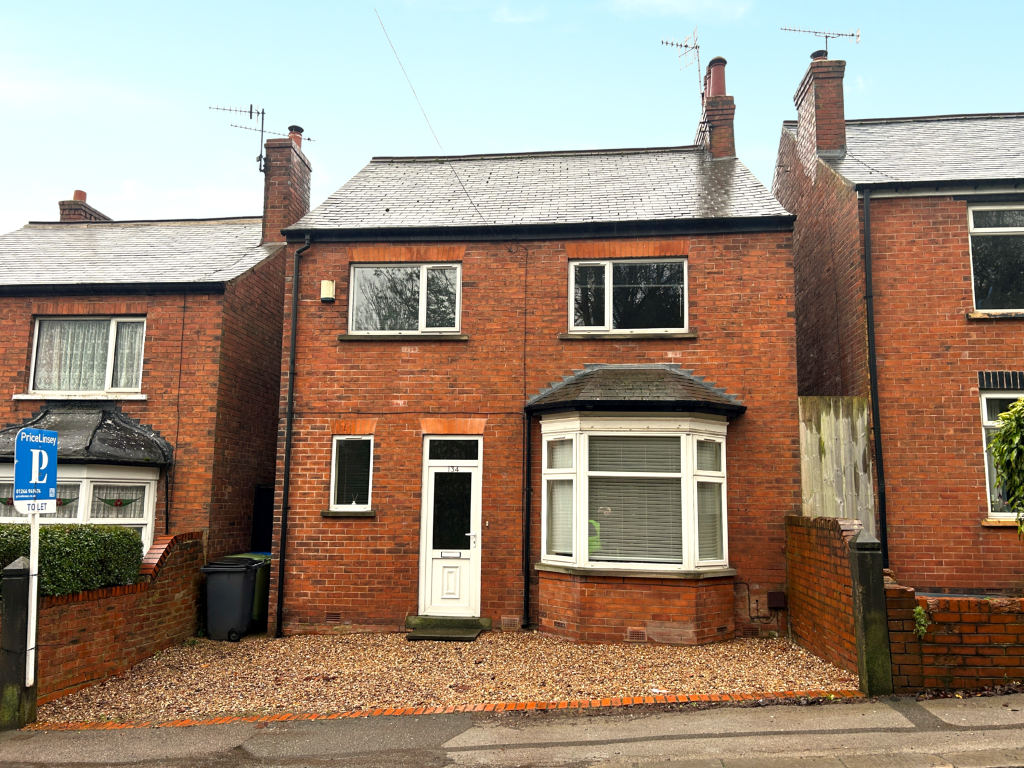 Main image of property: 134 Park Road, Chesterfield, Derbyshire S40 2LG