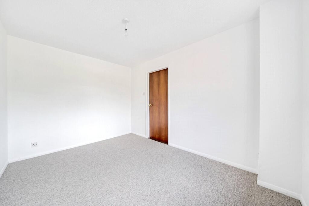 Apartment in Guildford - More
