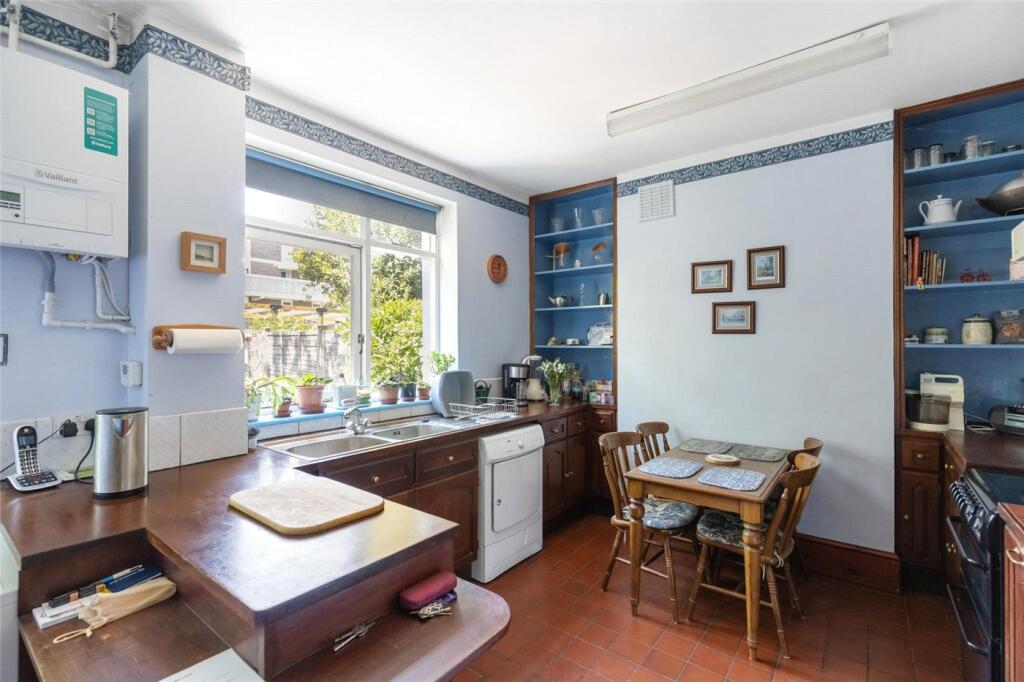 House in London - More