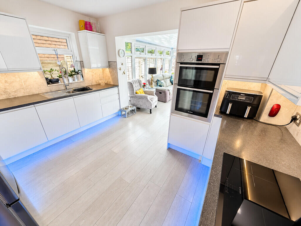 House in Brighton - View 5