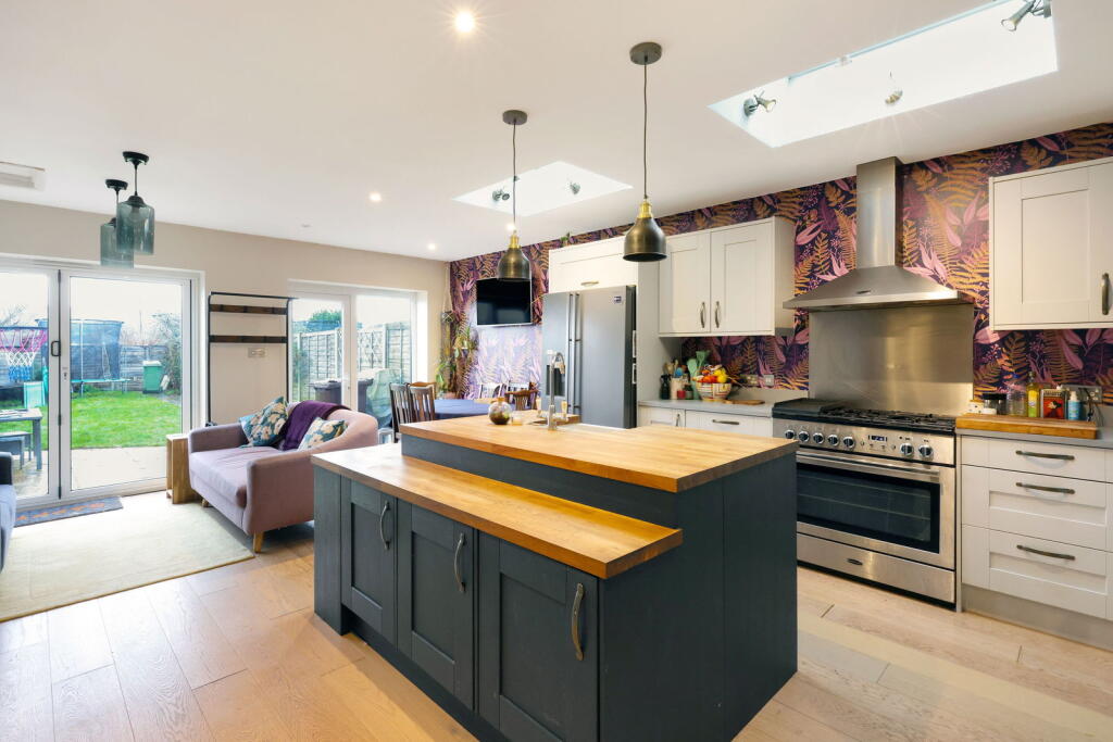 Main image of property: Little Herberts Road,Charlton Kings,Cheltenham,GL53 8LZ