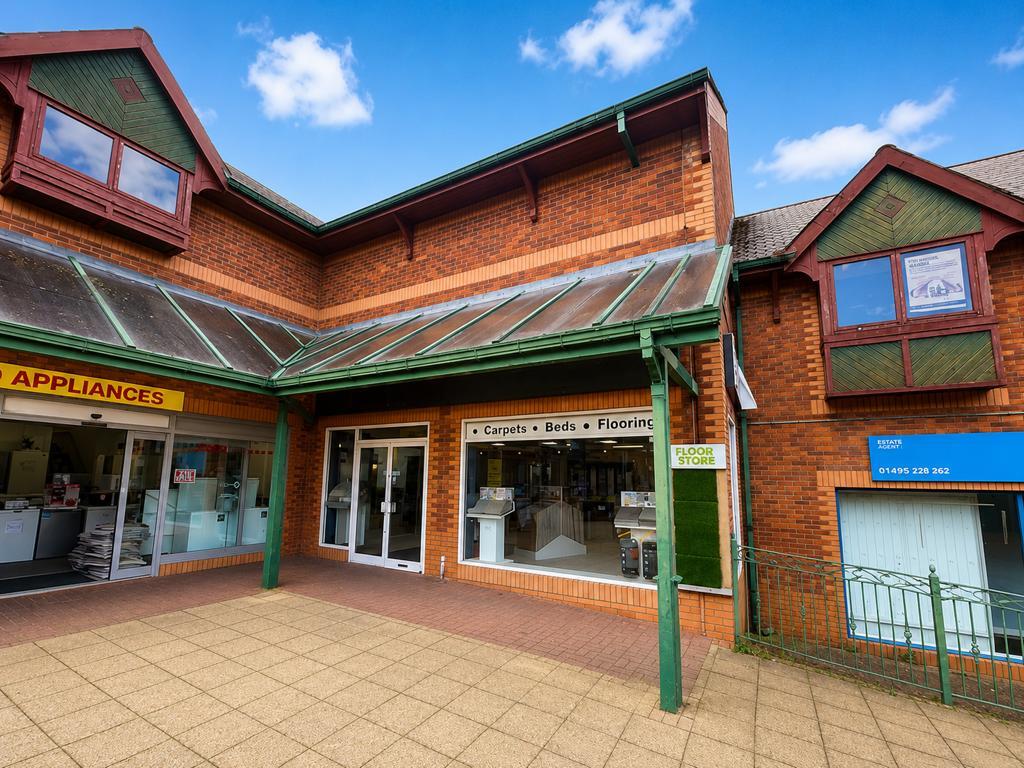 Main image of property: 4 The Market Place, Shopping Centre , Blackwood , Caerphilly