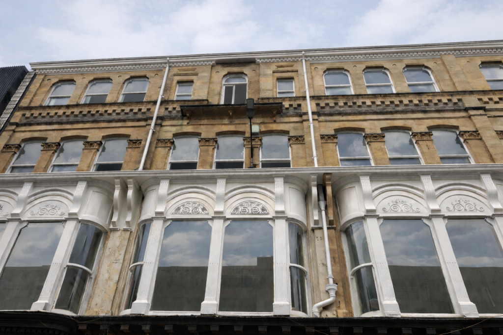 Main image of property: Commercial Street