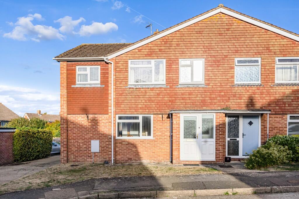 Main image of property: Field Gardens, East Challow, Wantage, Oxfordshire, OX12
