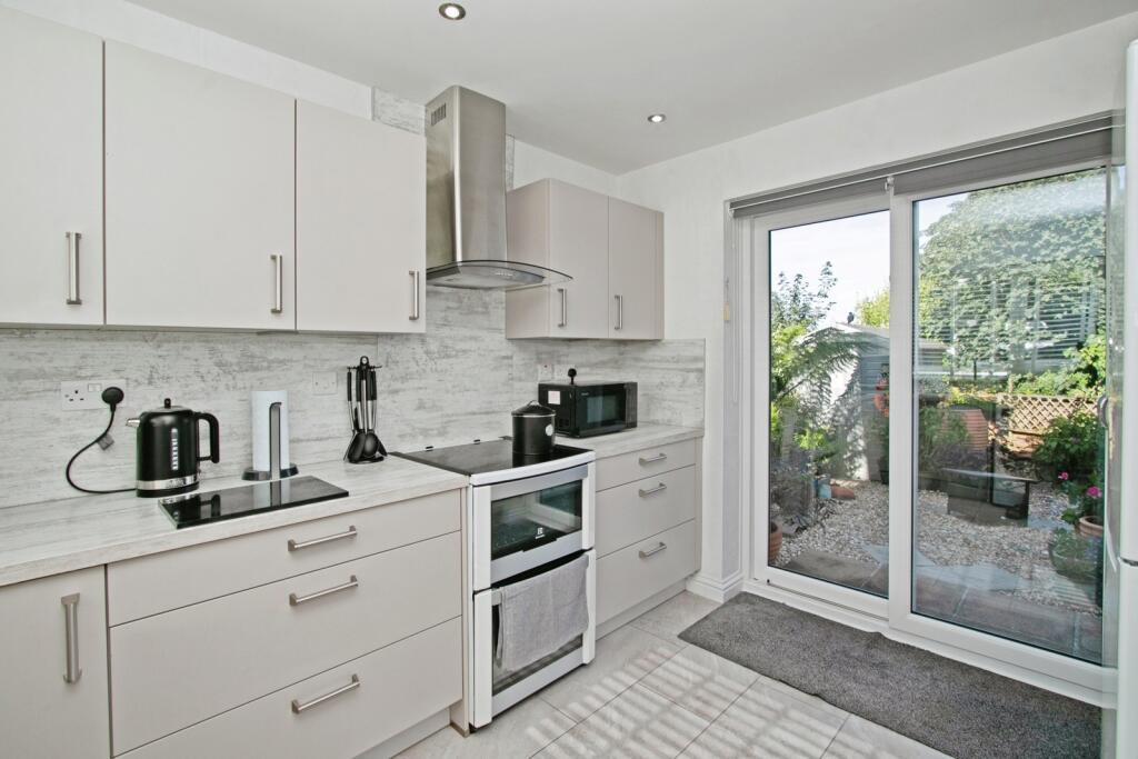 House in Truro - View 5