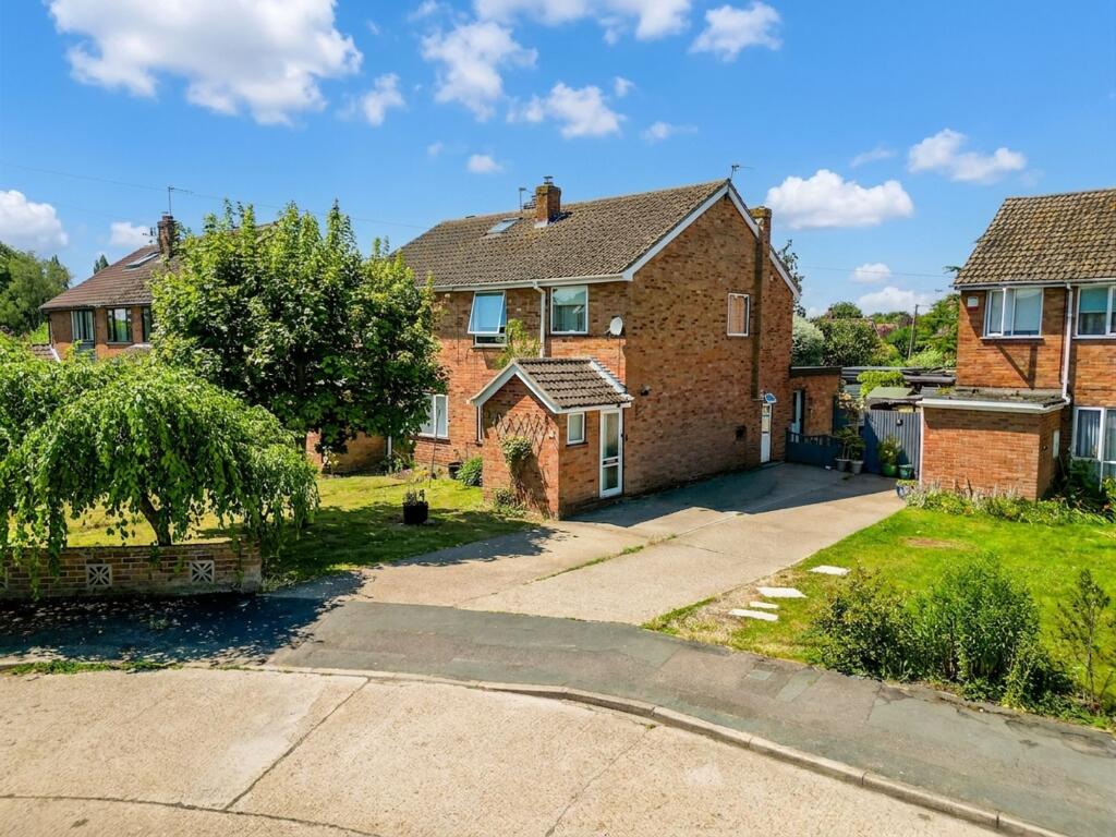 Main image of property: Golders Close, Ickford, HP18