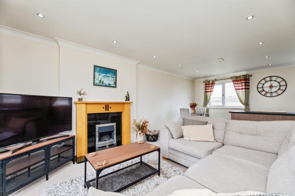 Apartment in Sheffield, Potter Hill, Ecclesfield - More