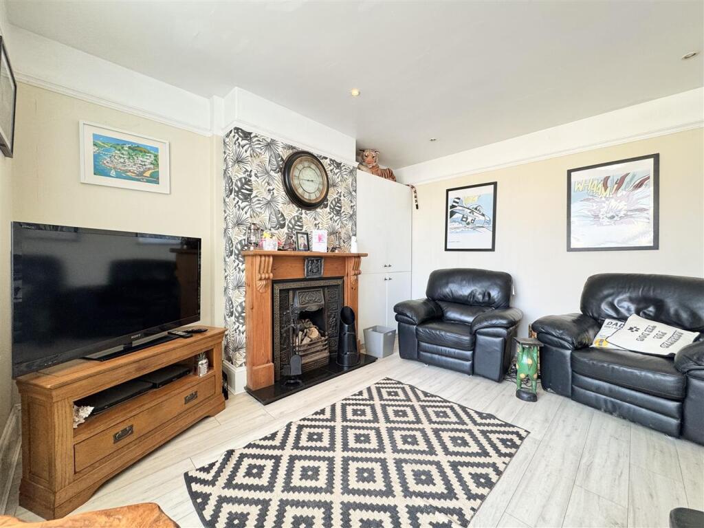 Henver Road, Newquay - View 4