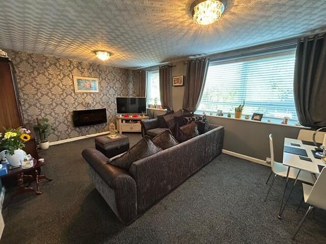 Apartment in Stockport - View 3