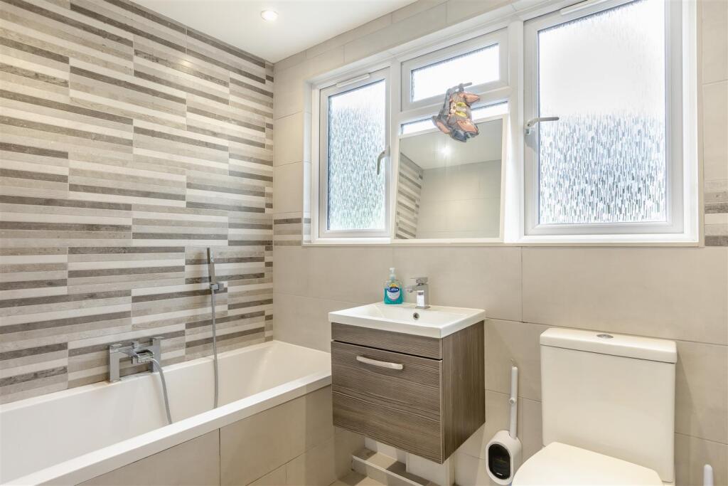 House in Maidstone, Boughton Monchelsea - View 5