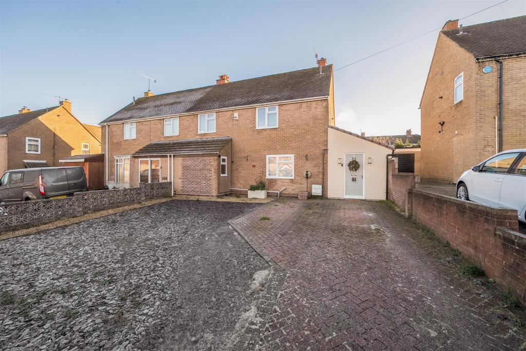 Main image of property: Fortfield Road, Bristol