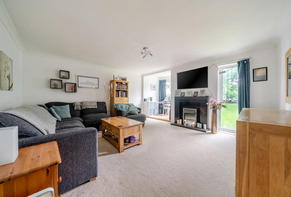Apartment in Bristol, Henbury - View 3