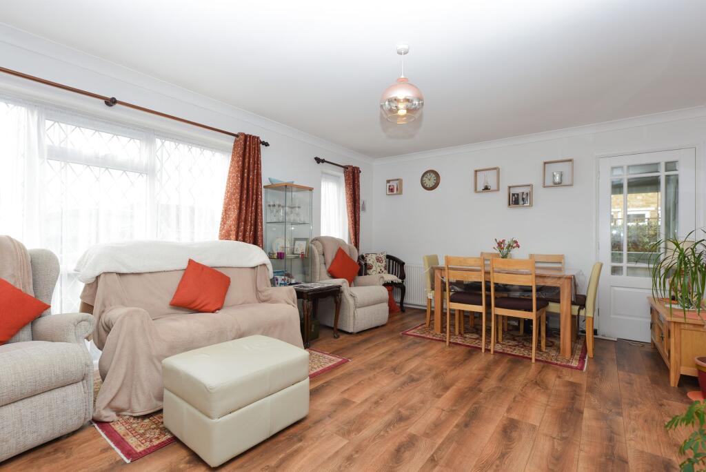 Hall Close, Hartford, PE29 - View 2