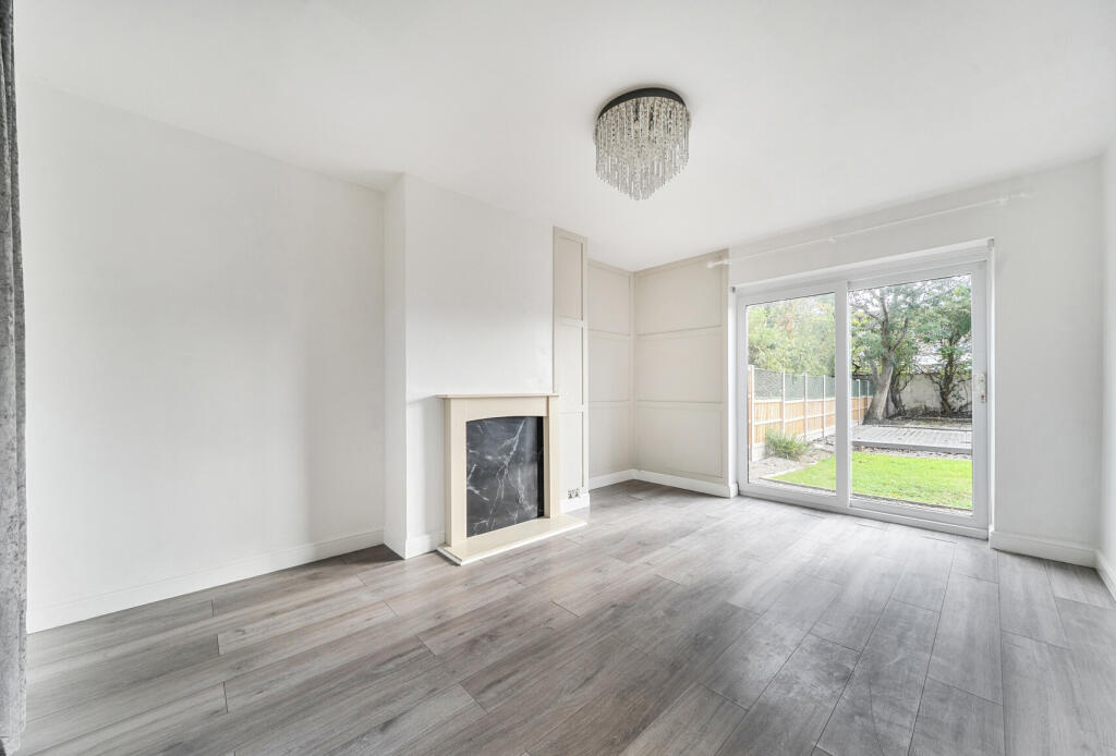 House in Cheltenham, Hatherley, St Mark's - View 5