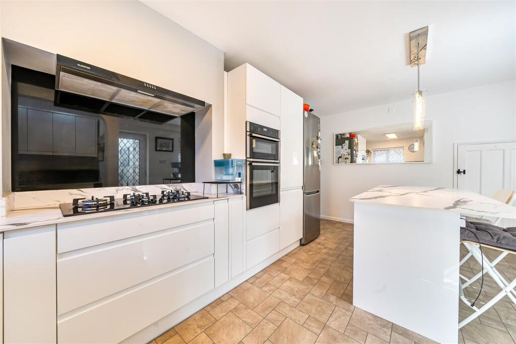 House in Portsmouth - View 5