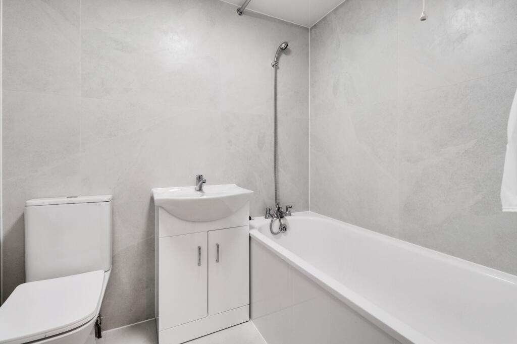Yewtree Cottage, Marsh Green Road, Marsh Green, Edenbridge photo 4