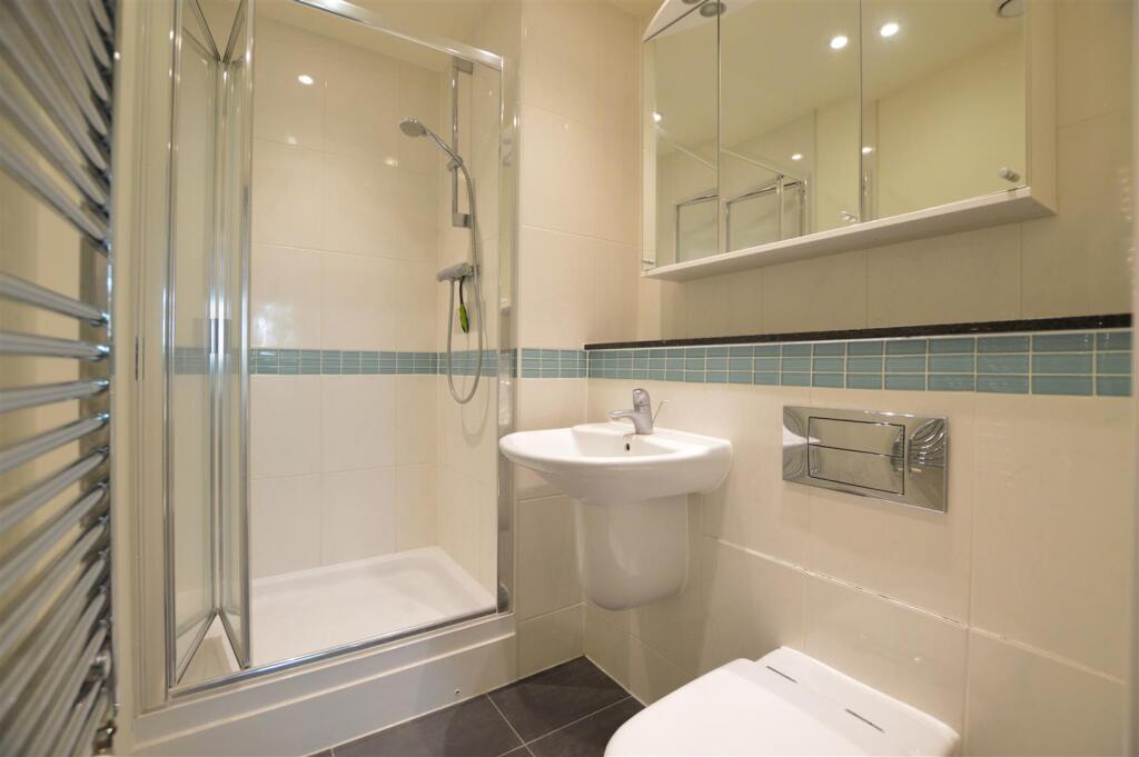 2 bedroom house for rent