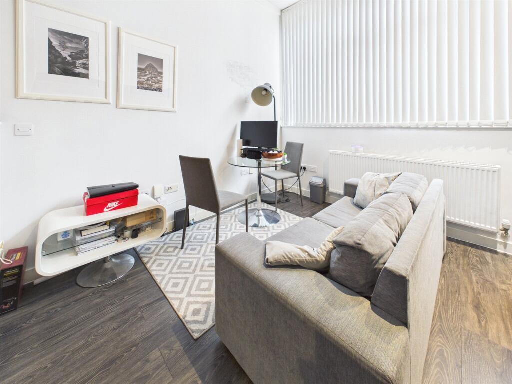 Apartment in Liverpool - View 2