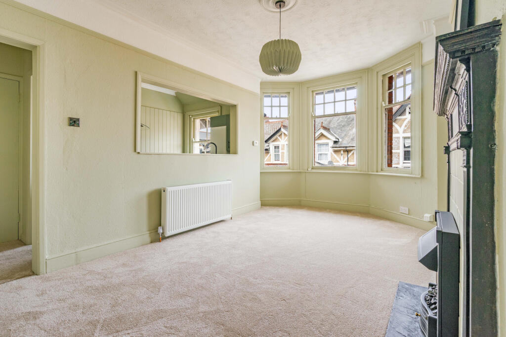Apartment in Tonbridge - View 4