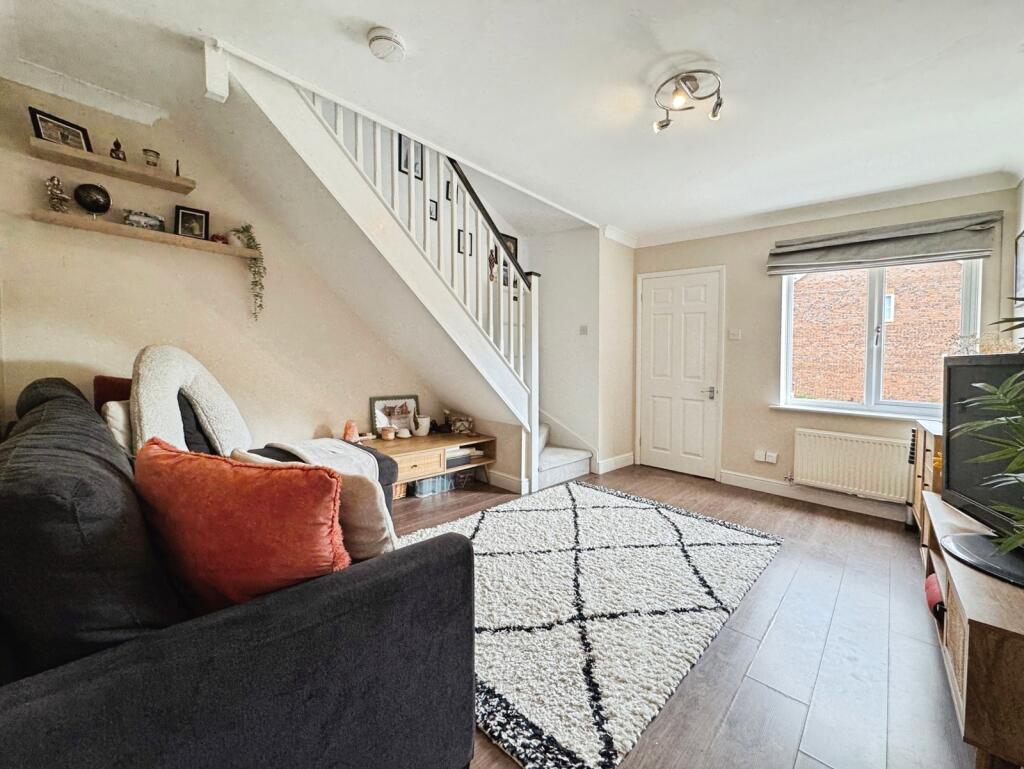 House in Binfield, Bracknell Forest - More