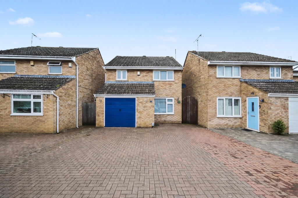 Main image of property: Brafield Leys, Rugby