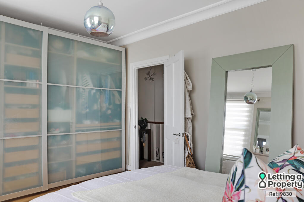 2 bedroom end of terrace house for rent