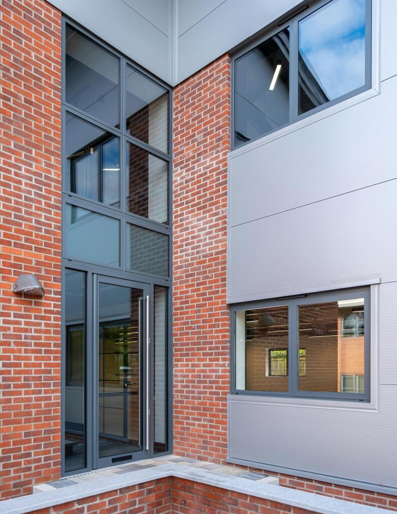Creative Construction 6590.jpg