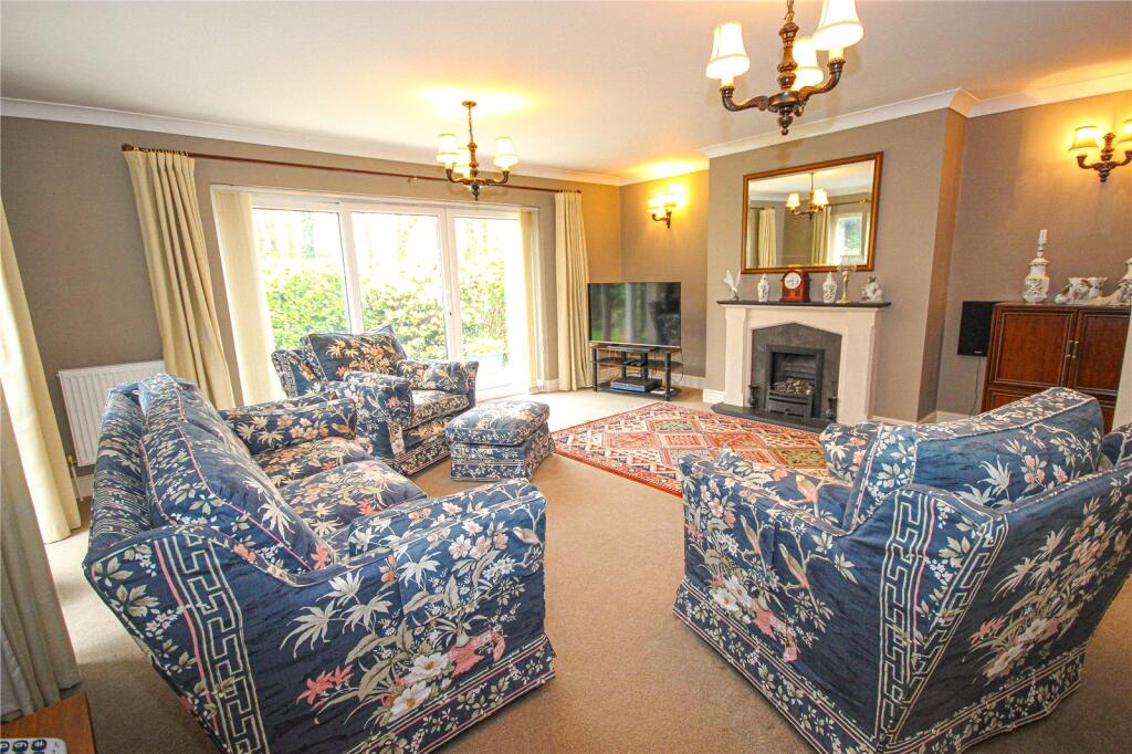 Harcombe Road, Raymonds Hill, Devon, EX13 - View 2