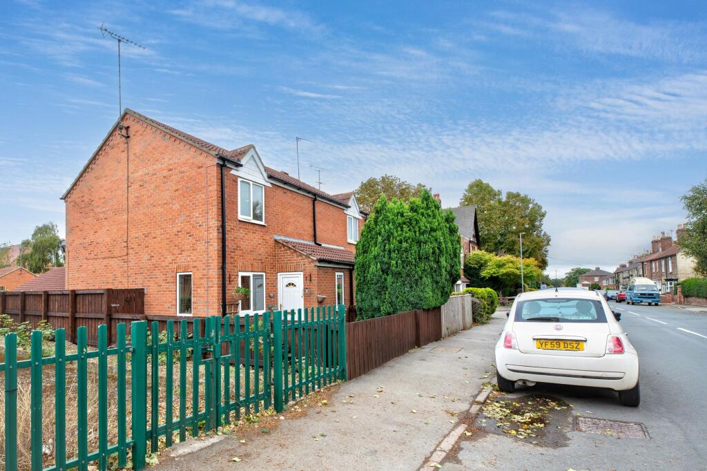 House in York - View 5