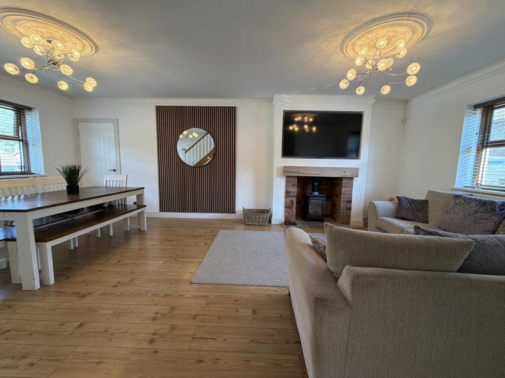 House in Treorchy, Treherbert - View 5