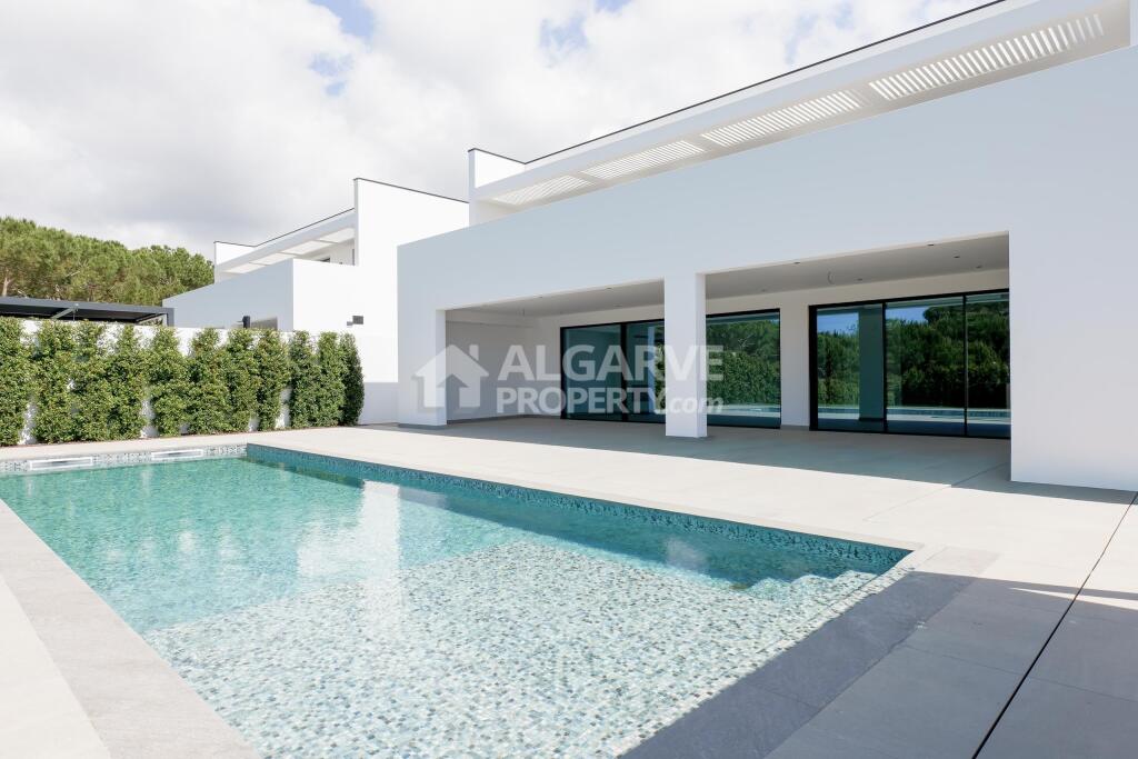 Main image of property: Algarve, Vilamoura