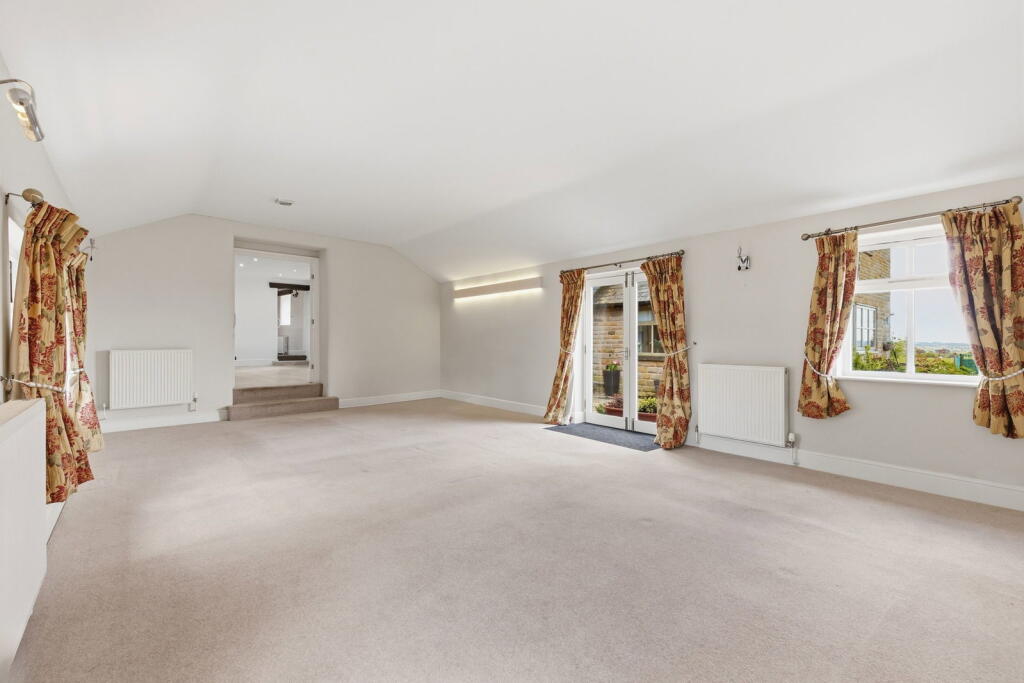 House in Stockport - View 4
