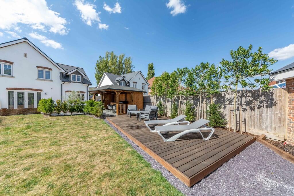 Abbots Field, Yapton photo 2