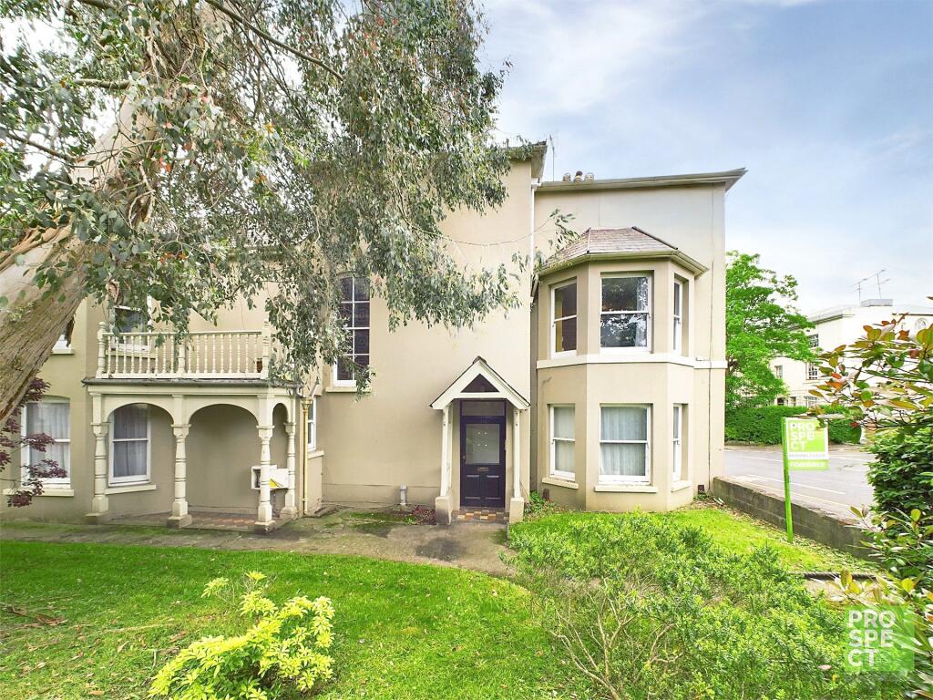 Main image of property: Castle Hill, Reading, Berkshire, RG1