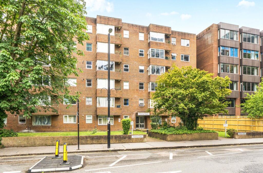 Main image of property: Viceroy Court, 36 Dingwall Road, Croydon