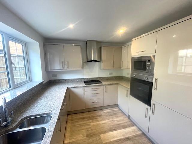 3, Hamilton Road photo 4